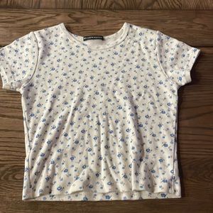 Brandy Melville Cropped Shirt, Slightly worn